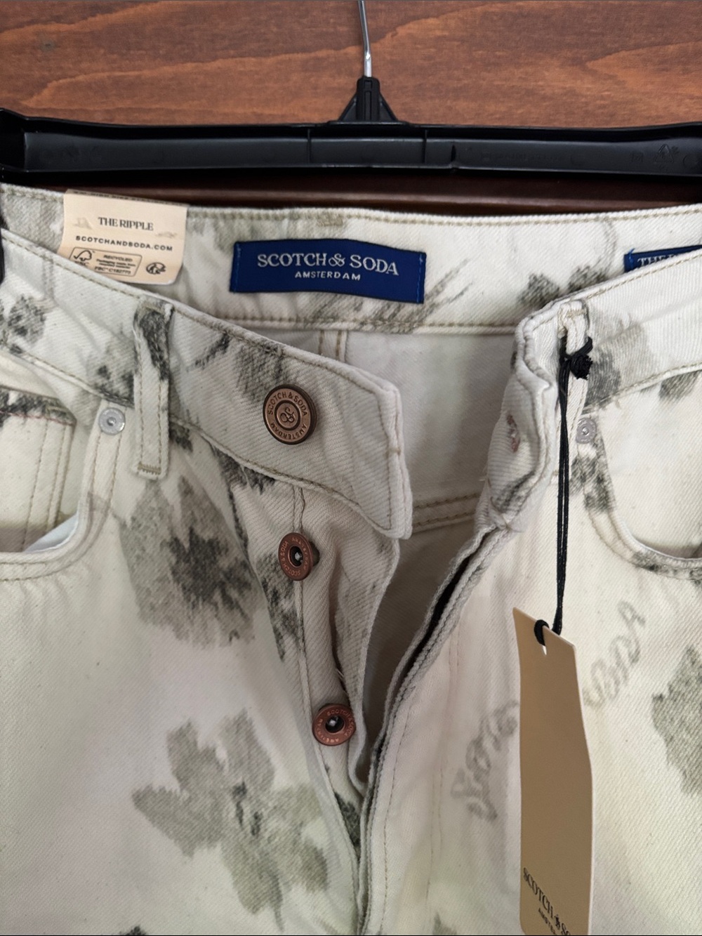 Scotch & Soda Cream Straight Leg Jeans with Olive Floral Print - Picture 3 of 8